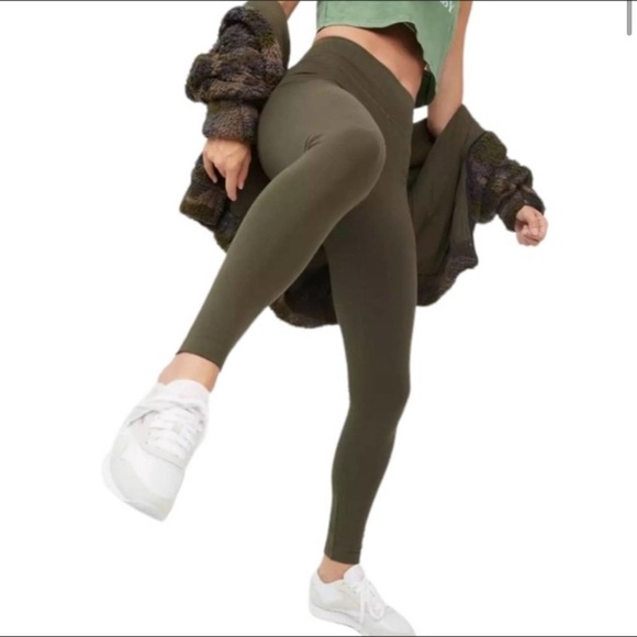 Aerie Womens Size M Offline OG Leggings Regular Rise Full Length Olive Green - Picture 1 of 13